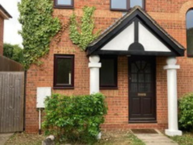 4 Bedroom Detached House To Let in Milton Keynes, MK13