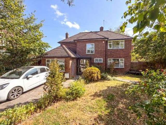 4 bedroom Detached house To Let