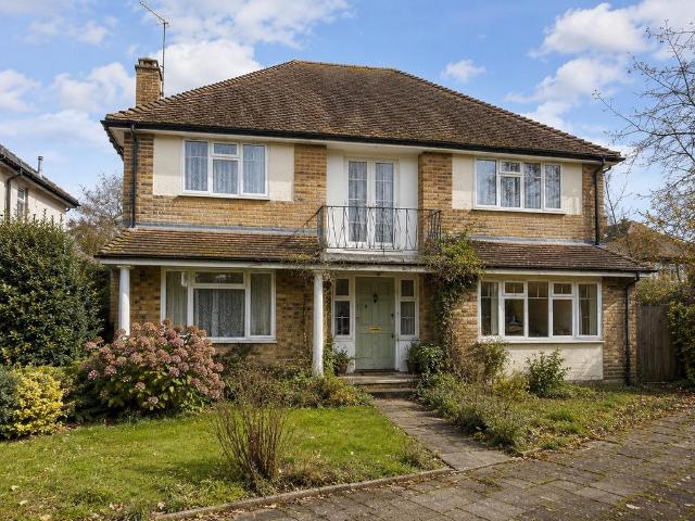 4 bedroom detached house to rent