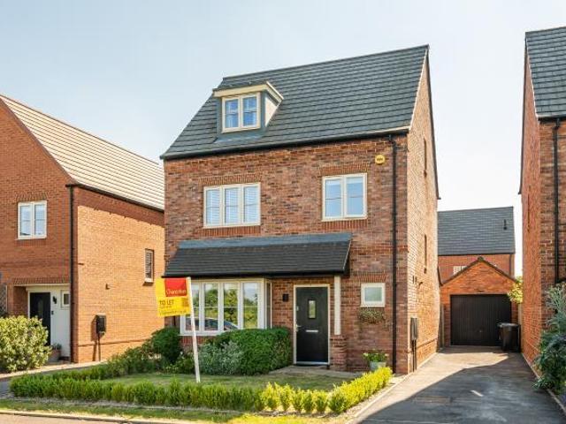 4 bedroom detached house to rent