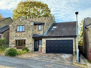 4 bedroom detached house to rent