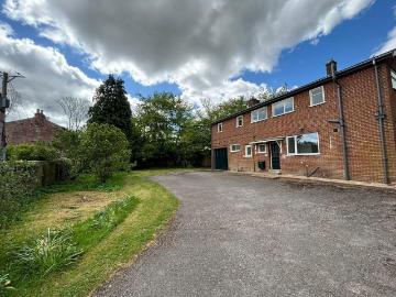 4 bedroom detached house to rent