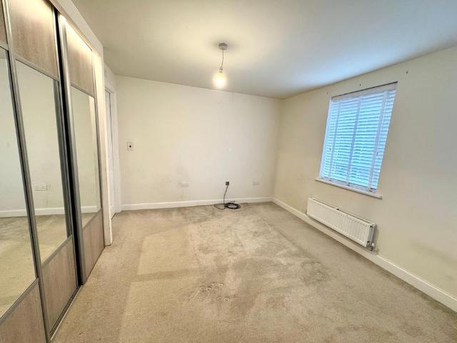 4 bedroom detached house to rent