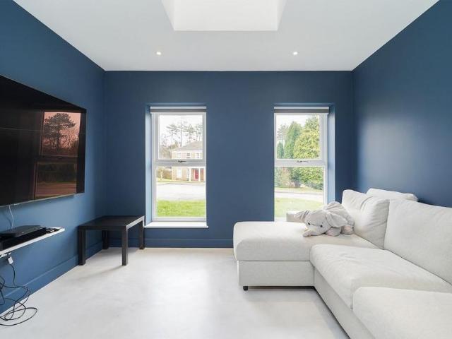 4 bedroom detached house to rent