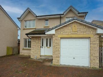 4 bedroom detached house to rent