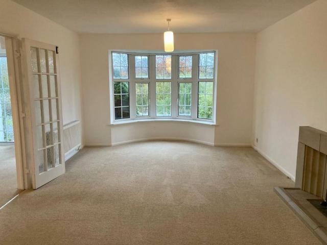 4 bedroom detached house to rent