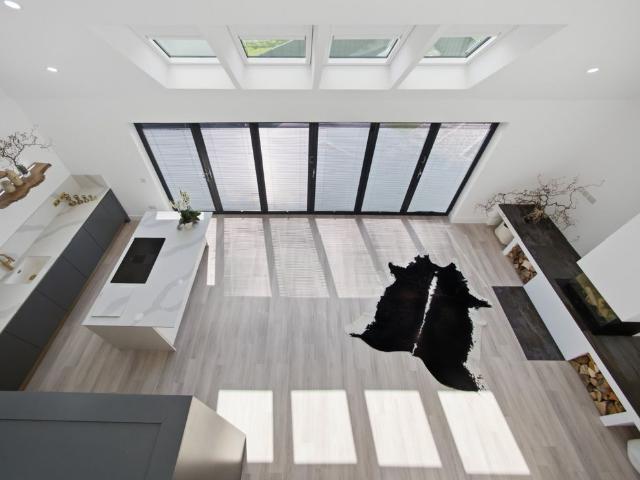 4 bedroom detached house to rent