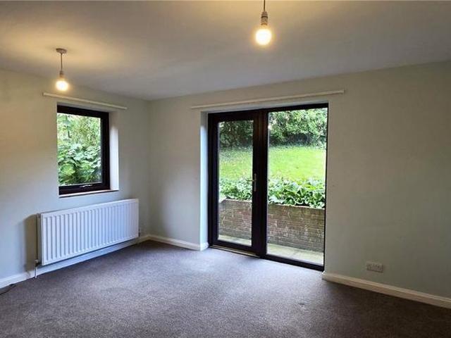 4 bedroom detached house to rent