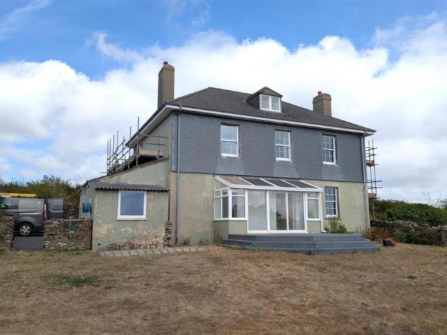 4 bedroom detached house to rent
