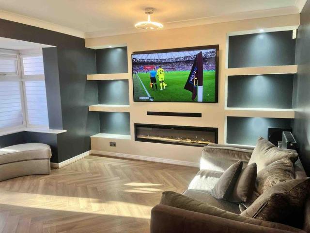 4 bedroom detached house to rent