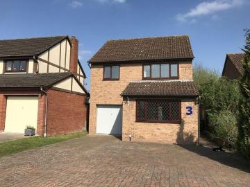 4 bedroom detached house to rent