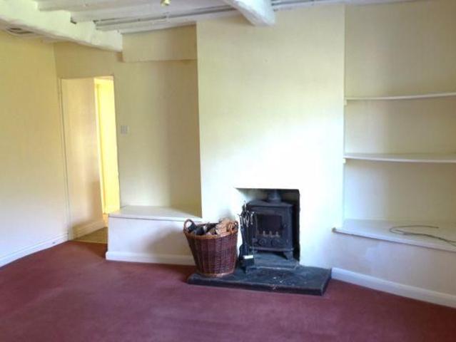 4 bedroom detached house to rent