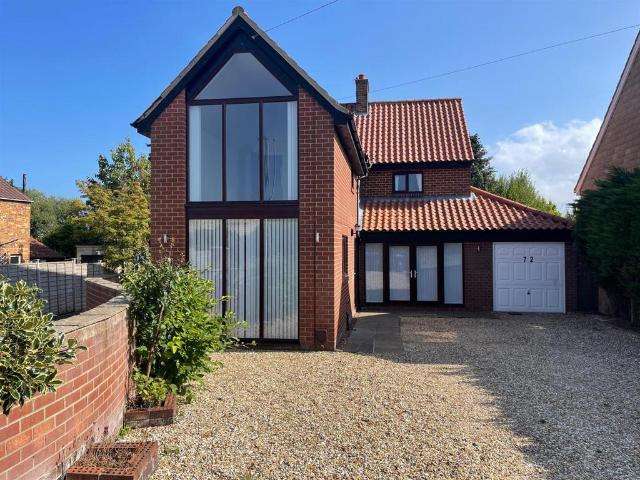 4 bedroom detached house to rent