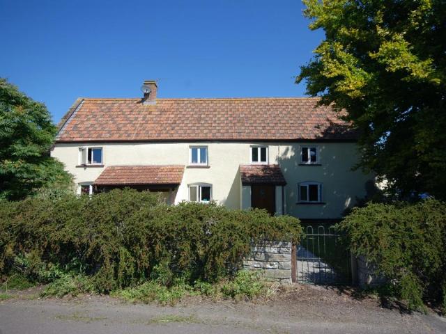 4 bedroom detached house to rent
