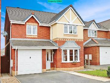 4 bedroom detached house to rent