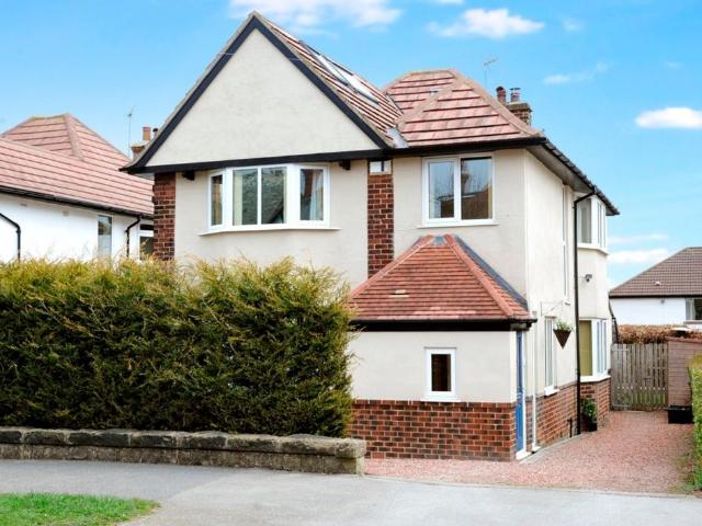 4 bedroom detached house to rent