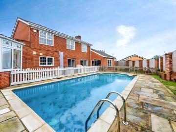Widmore, Bromley, Greater London - Garden