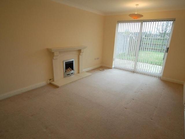 4 bedroom detached house to rent