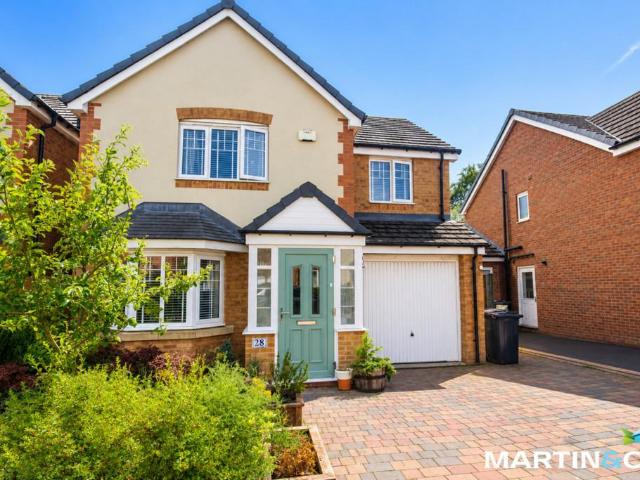 4 bedroom detached house to rent