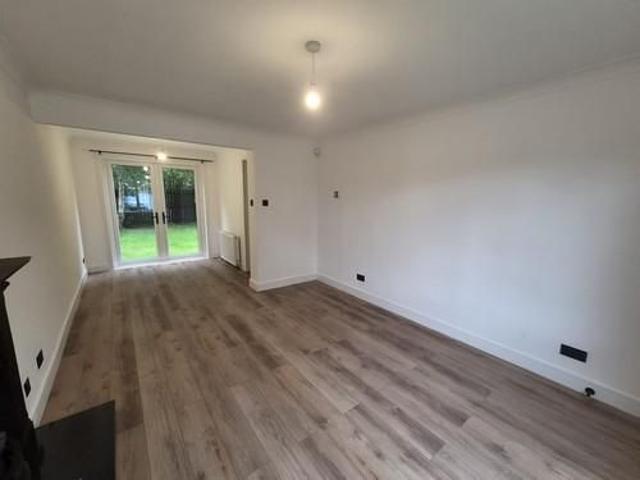 4 bedroom detached house to rent