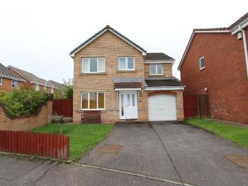4 bedroom detached house to rent
