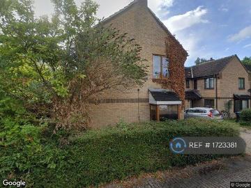 4 bedroom detached house to rent