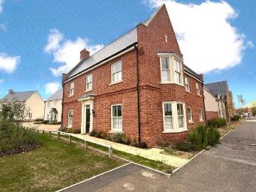 4 bedroom detached house to rent