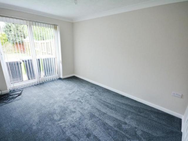 4 bedroom detached house to rent