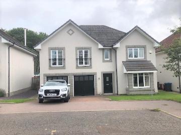 4 bedroom detached house to rent
