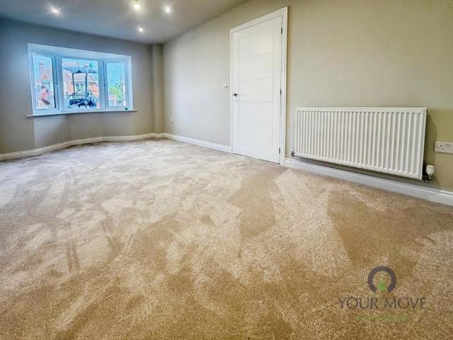 4 bedroom detached house to rent