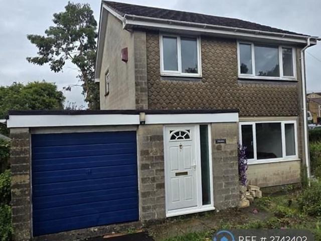 4 bedroom detached house to rent