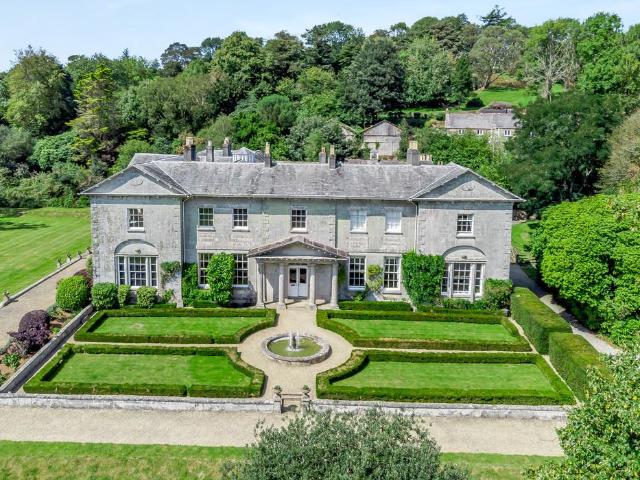 4 bedroom detached house to rent