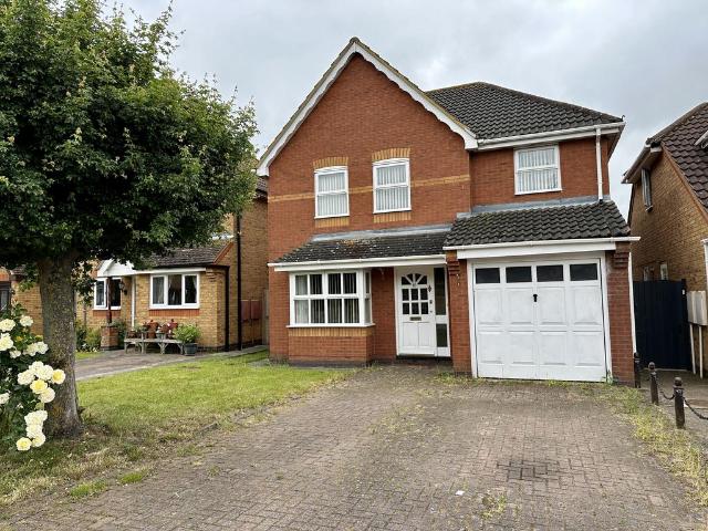 4 bedroom detached house to rent