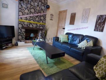 4 bedroom detached house to rent