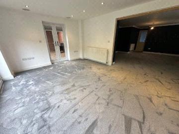 4 bedroom detached house to rent