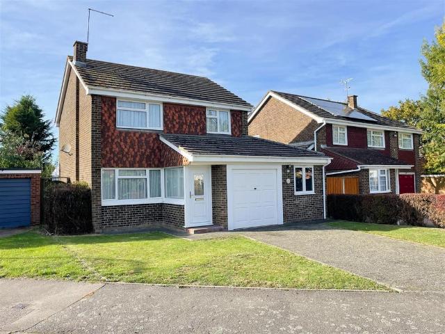 4 bedroom detached house to rent