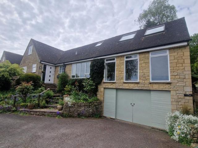 4 bedroom detached house to rent