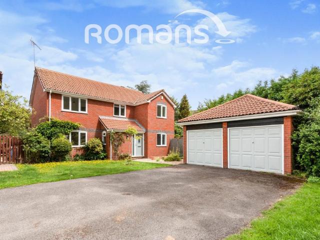 4 bedroom detached house to rent