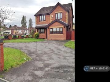 4 bedroom detached house to rent