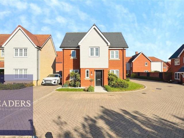 4 bedroom detached house to rent