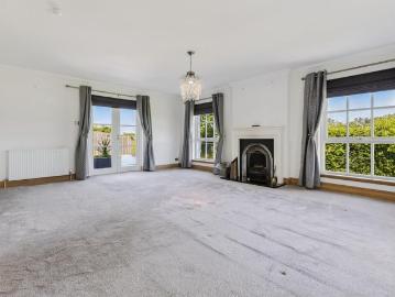 4 bedroom detached house to rent
