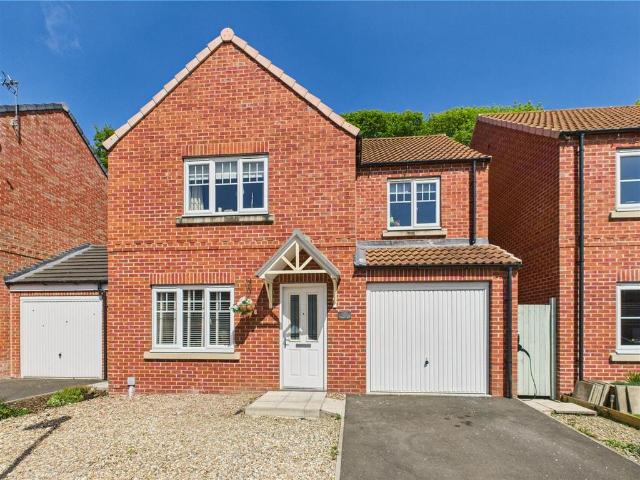 4 bedroom detached house to rent