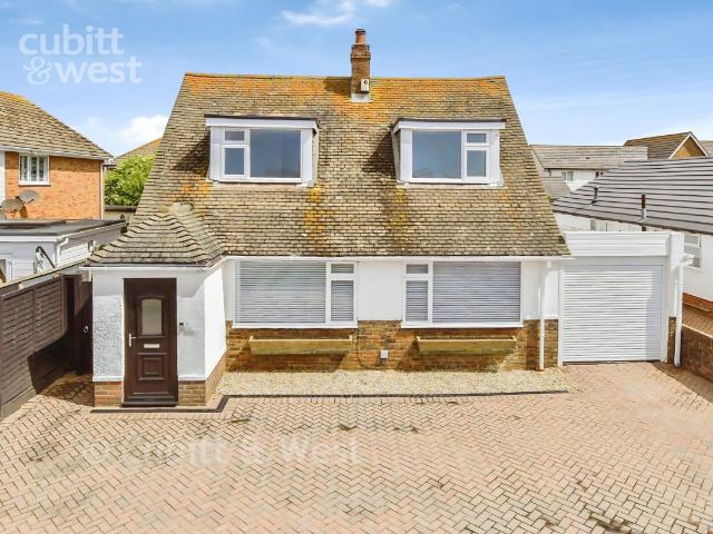 4 bedroom detached house to rent