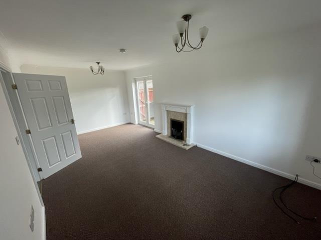 4 bedroom detached house to rent