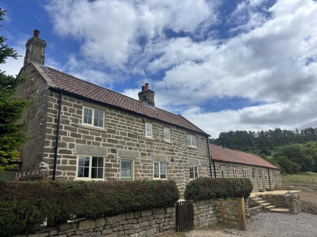 4 bedroom detached house to rent