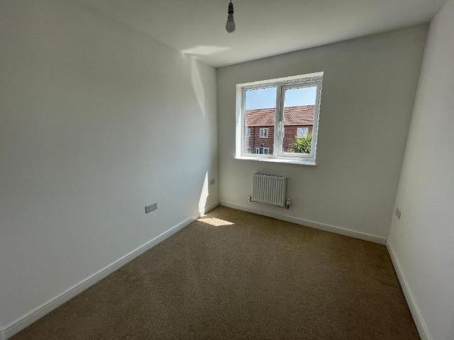 4 bedroom detached house to rent
