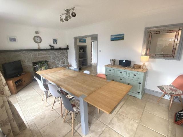 4 bedroom detached house to rent