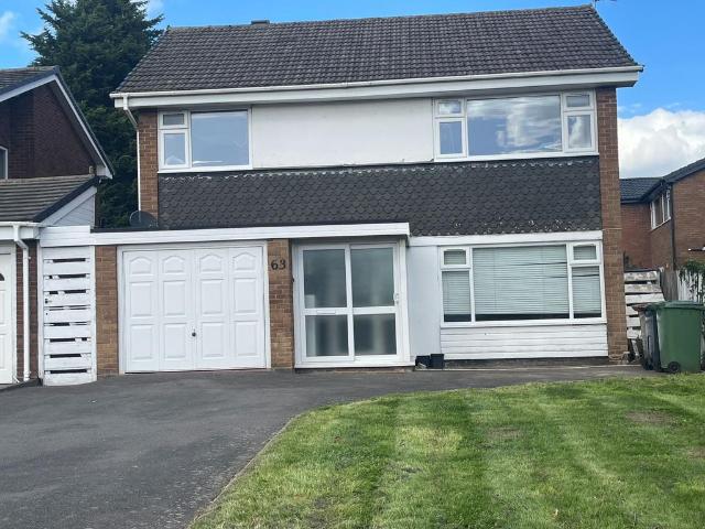 4 bedroom detached house to rent