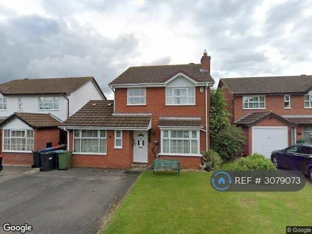4 bedroom detached house to rent