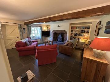 4 bedroom detached house to rent